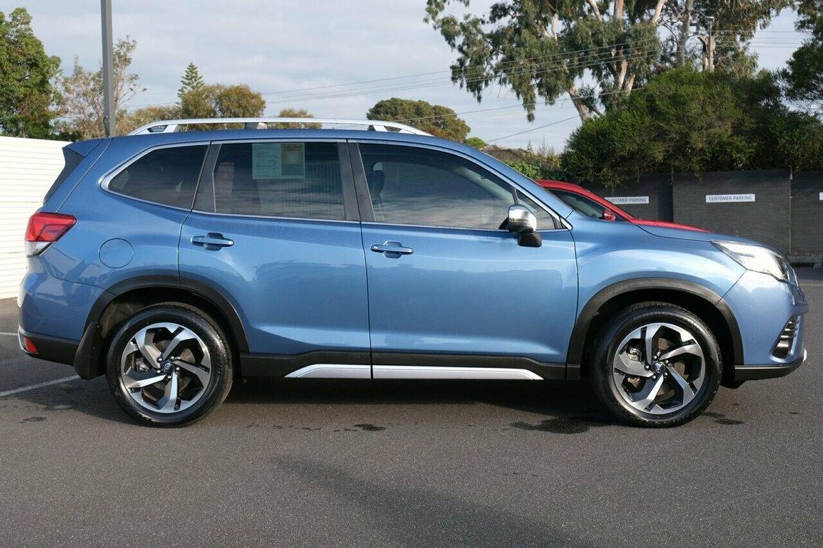 2022 Subaru Forester 2.5i-S S5