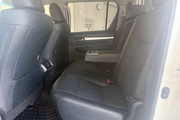 2020 Toyota Hilux SR5 GUN126R 4X4