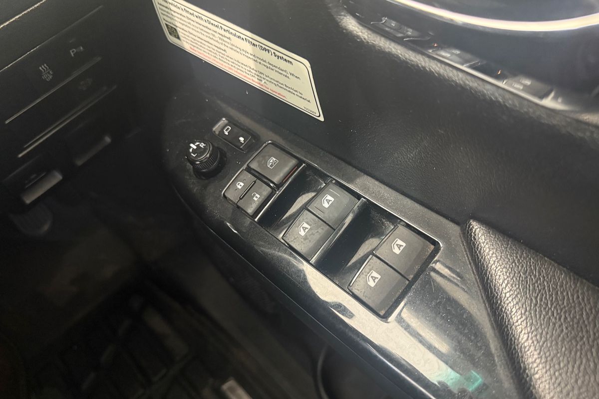 2020 Toyota Hilux SR5 GUN126R 4X4