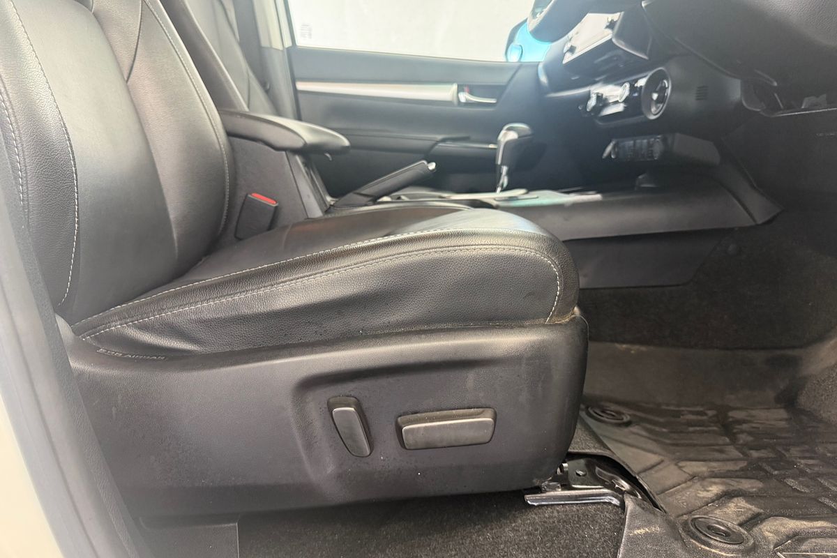 2020 Toyota Hilux SR5 GUN126R 4X4
