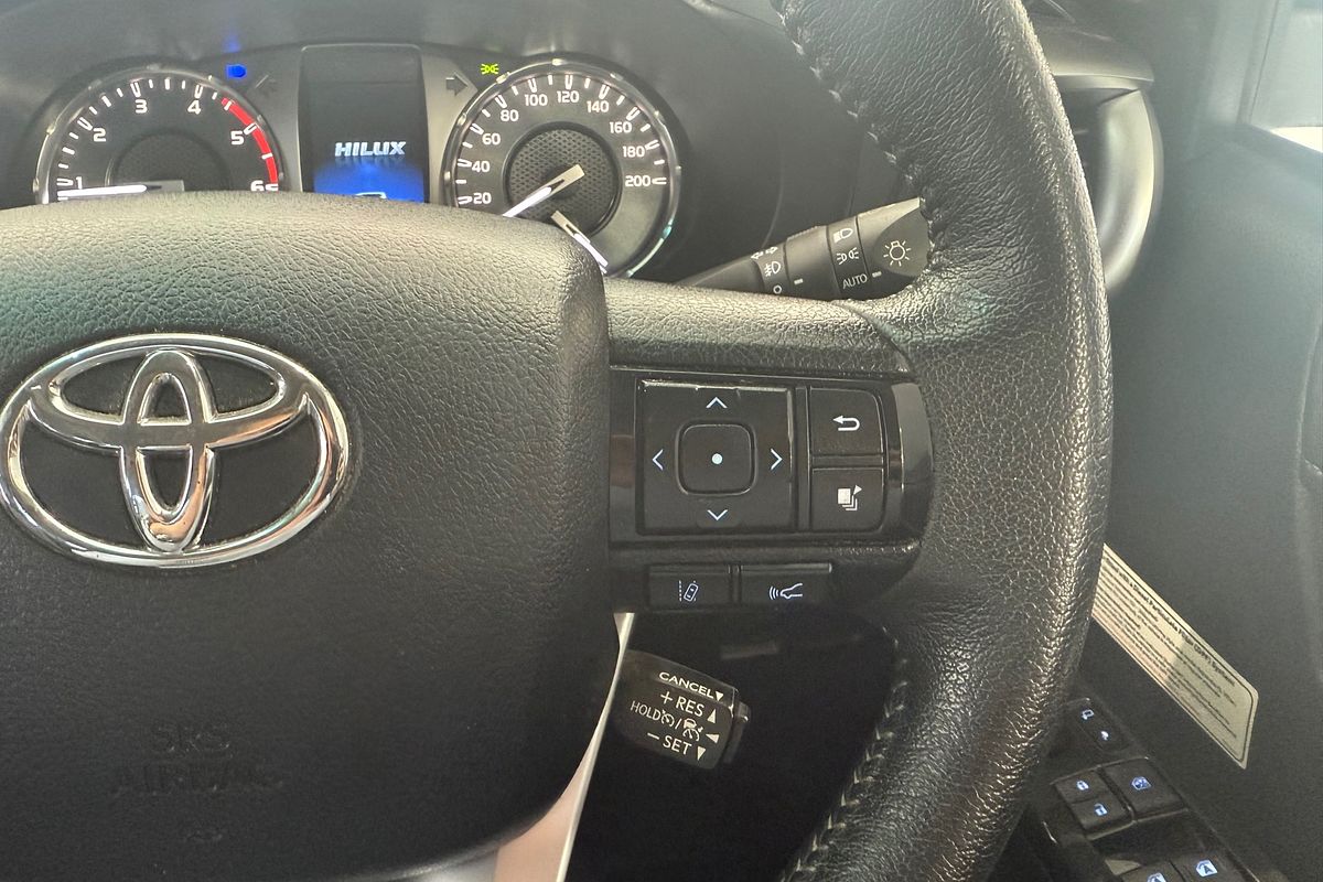 2020 Toyota Hilux SR5 GUN126R 4X4