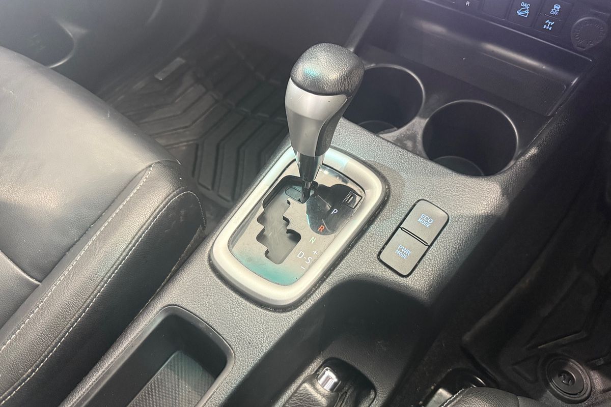 2020 Toyota Hilux SR5 GUN126R 4X4