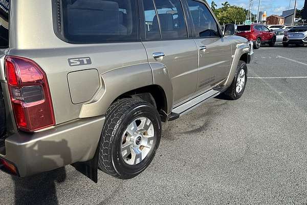2012 Nissan Patrol ST GU 8