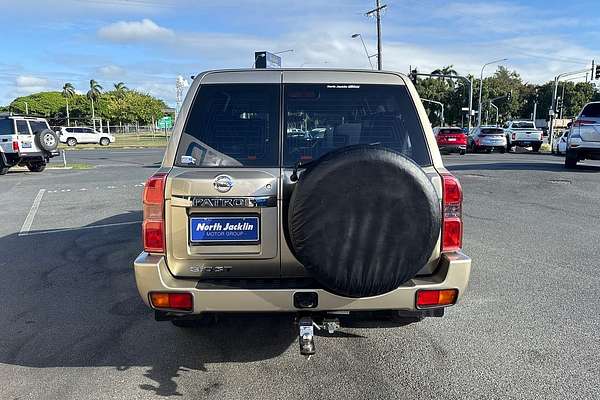 2012 Nissan Patrol ST GU 8