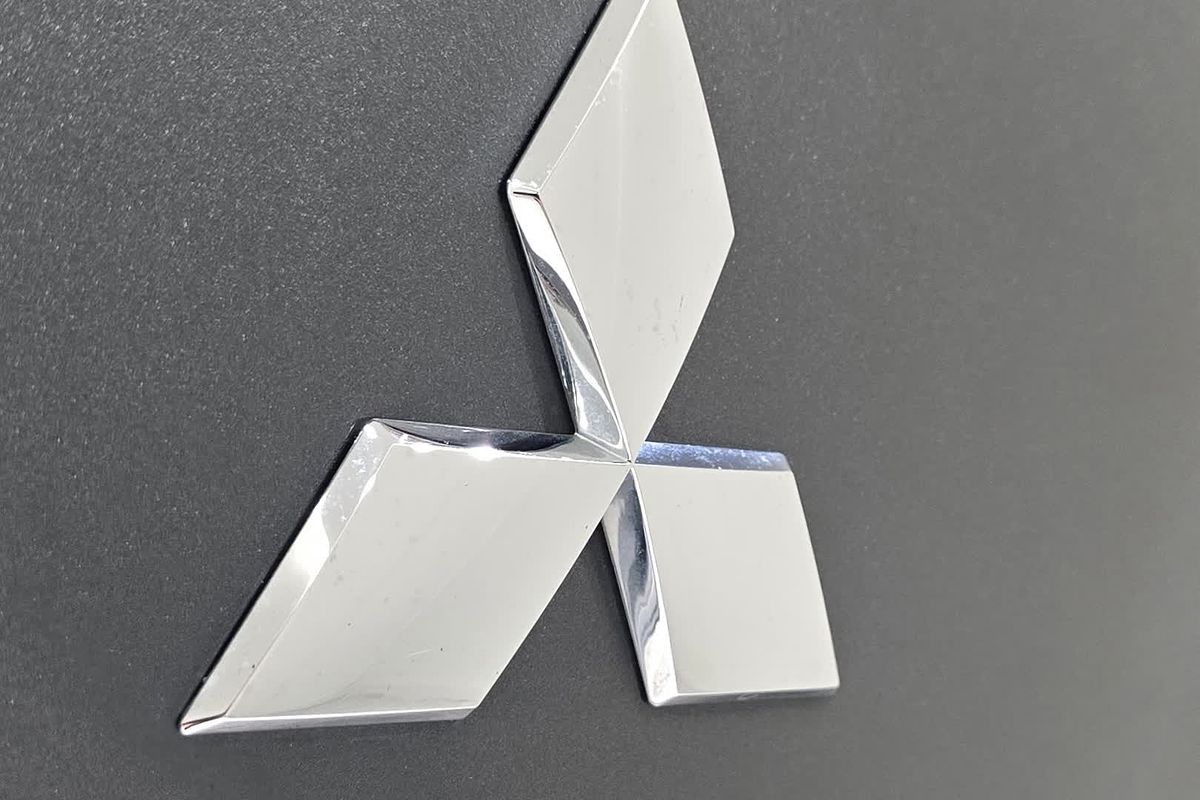 2020 Mitsubishi Triton GSR MR 4X4