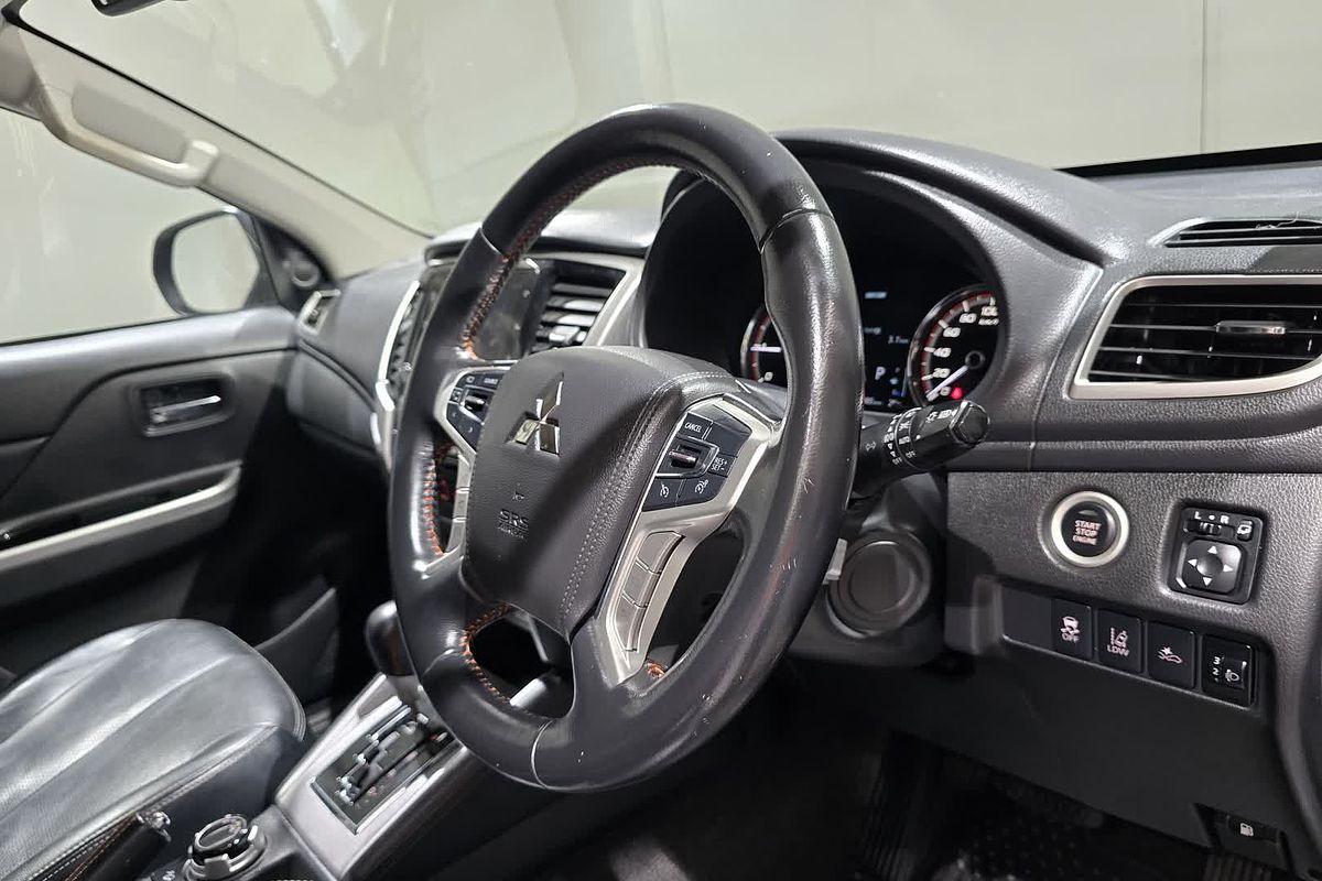 2020 Mitsubishi Triton GSR MR 4X4