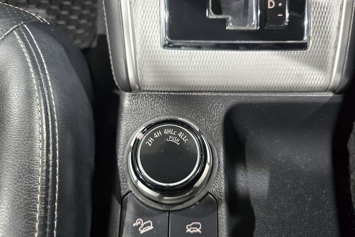 2020 Mitsubishi Triton GSR MR 4X4