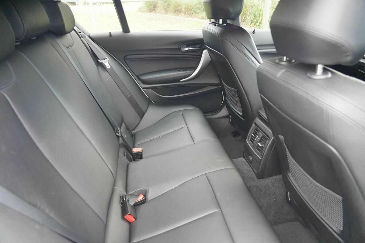 2012 BMW 118i Sport Line F20