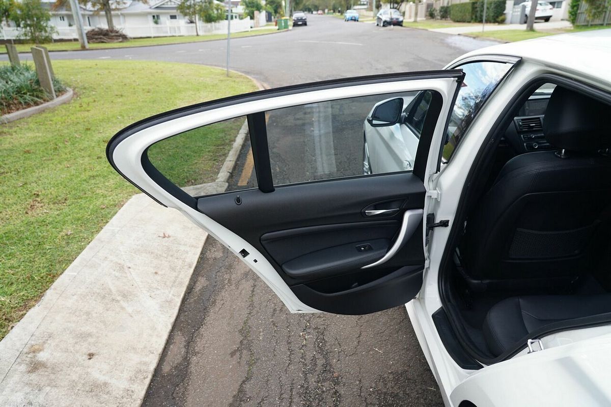 2012 BMW 118i Sport Line F20