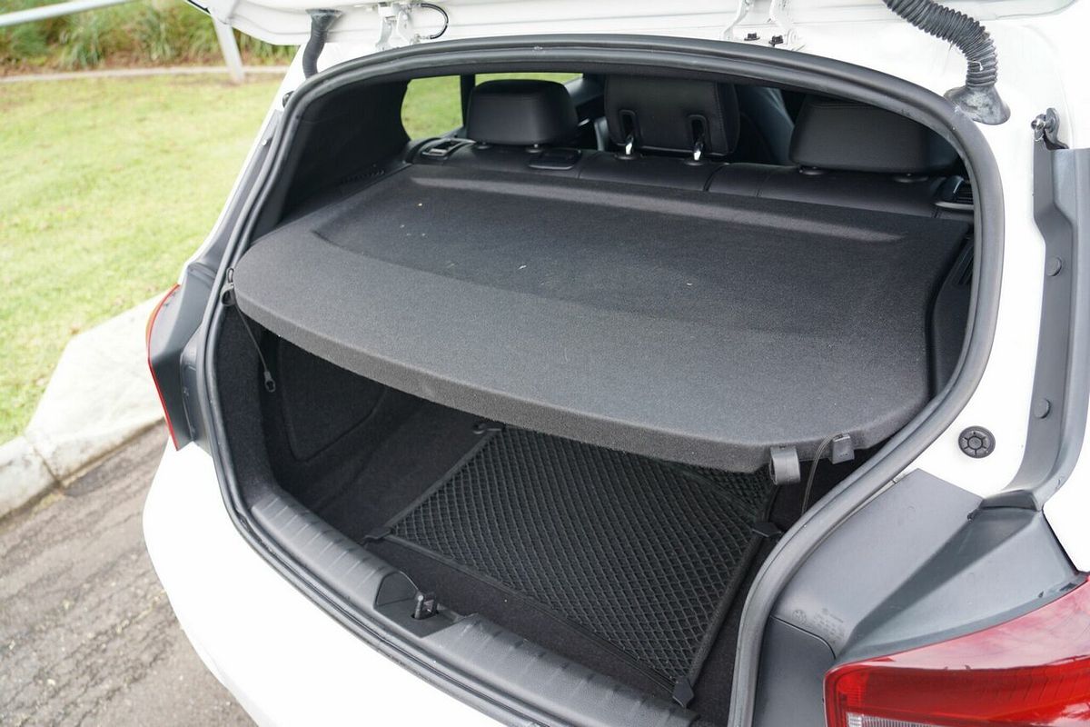 2012 BMW 118i Sport Line F20