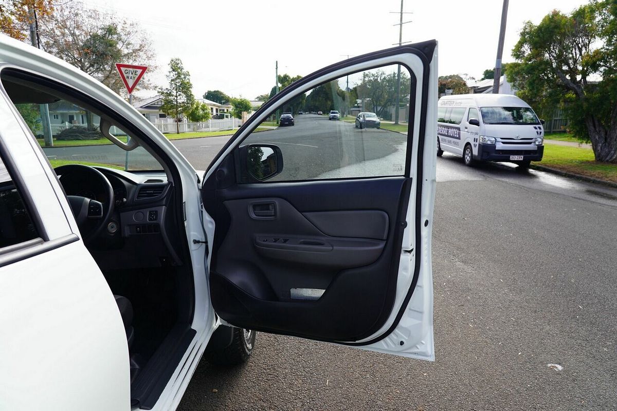 2018 Mitsubishi Triton GLX (4x4) MQ MY17 4X4