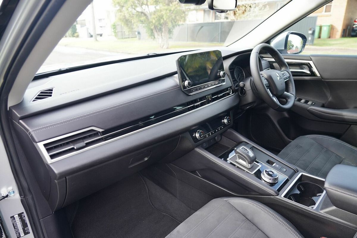 2022 Mitsubishi Outlander Aspire 7 Seat (2WD) ZM MY22.5