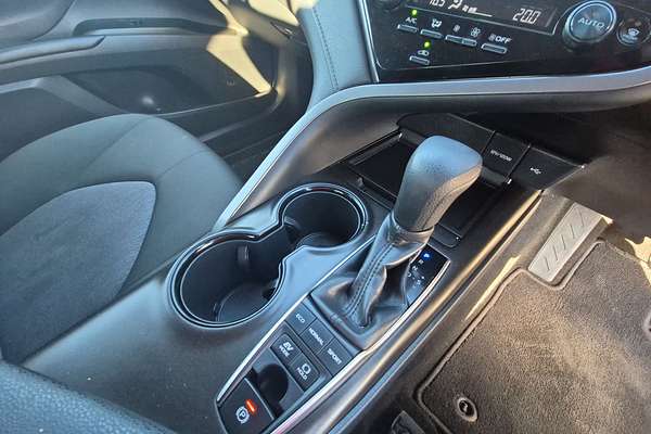 2021 Toyota Camry Ascent AXVH70R