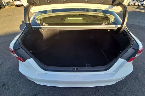 2021 Toyota Camry Ascent AXVH70R