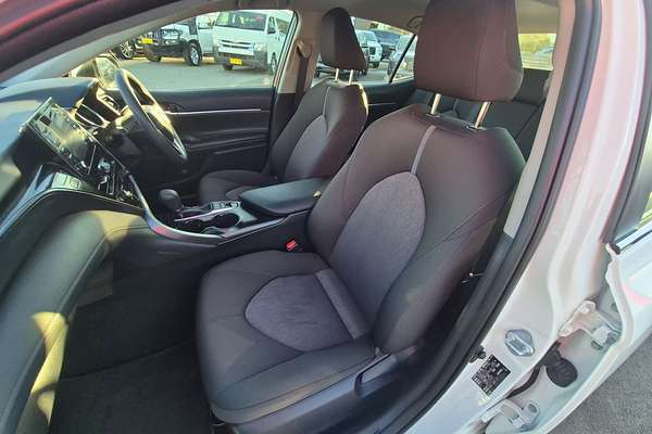 2021 Toyota Camry Ascent AXVH70R