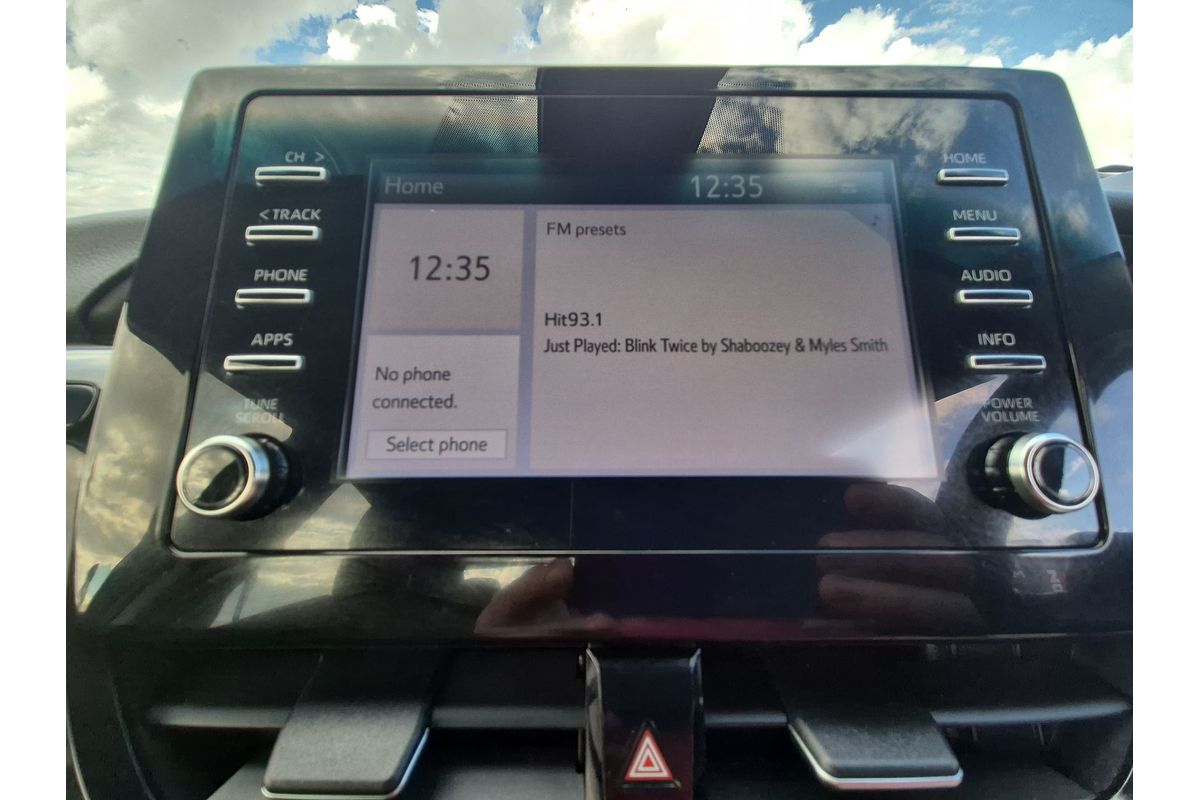 2021 Toyota Camry Ascent AXVH70R