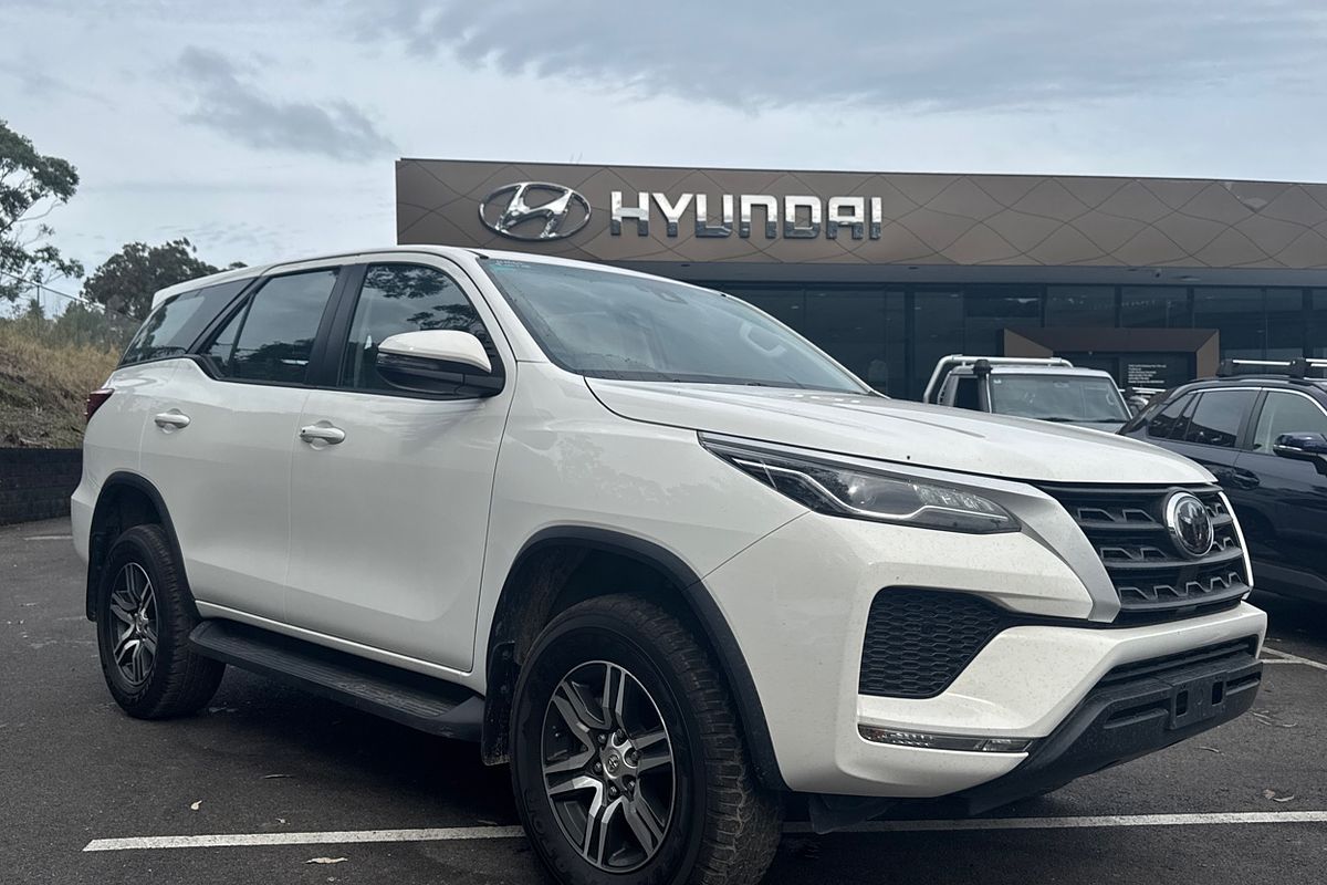 2023 Toyota Fortuner GX GUN156R