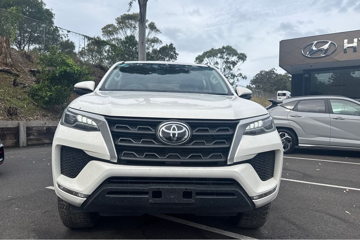 2023 Toyota Fortuner GX GUN156R