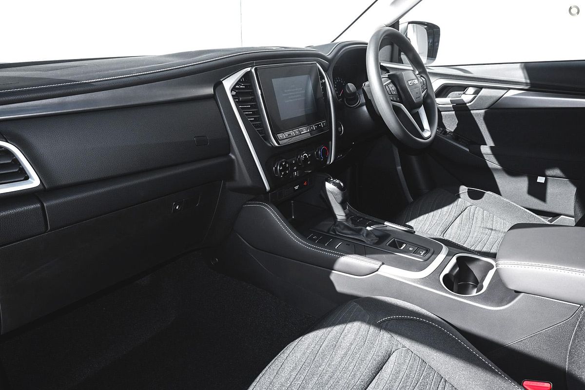 2024 Isuzu MU-X LS-M