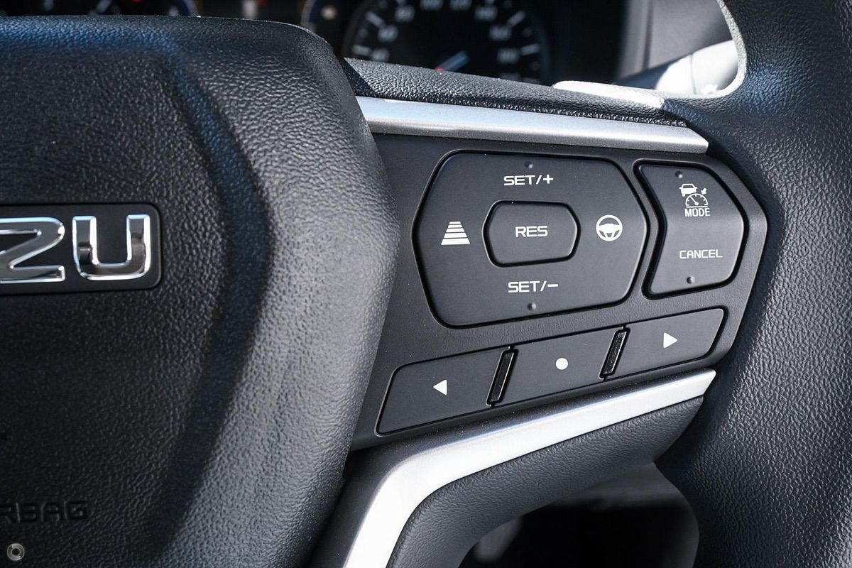 2024 Isuzu MU-X LS-M