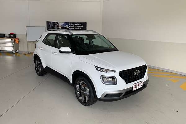 2025 Hyundai Venue Active QX.V5