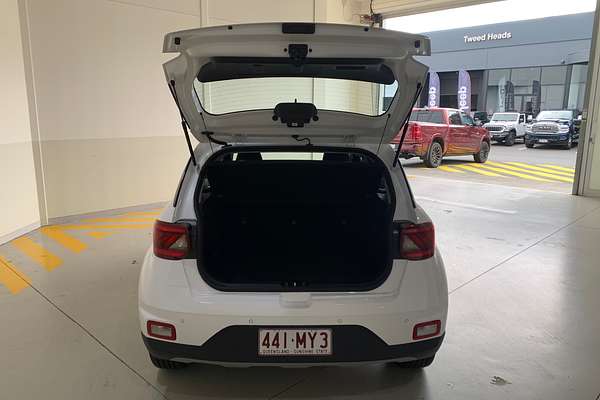 2025 Hyundai Venue Active QX.V5