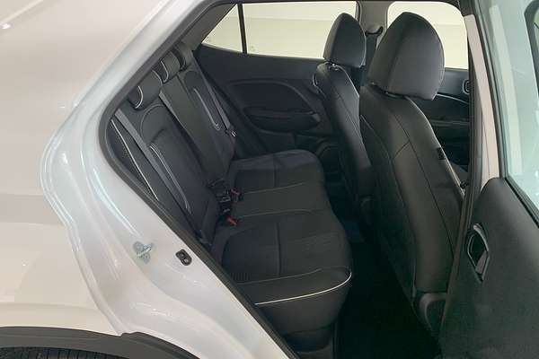 2025 Hyundai Venue Active QX.V5
