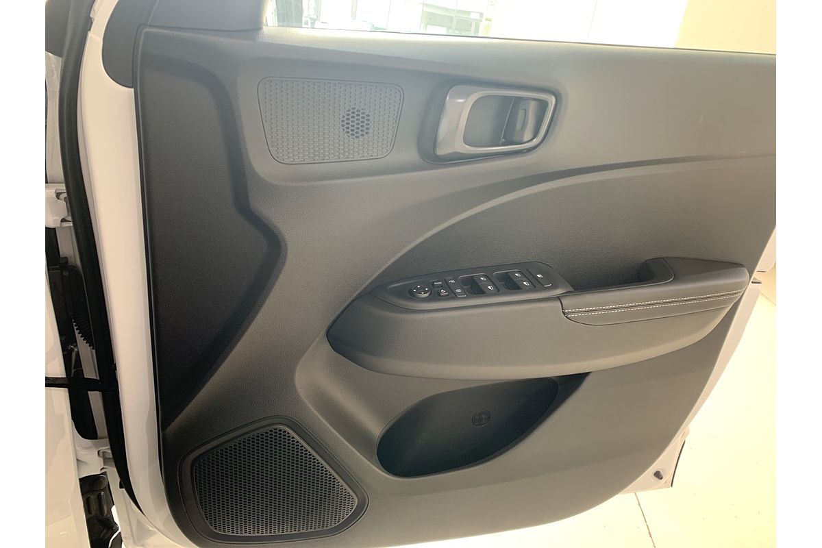 2025 Hyundai Venue Active QX.V5