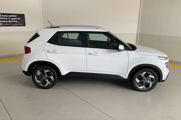 2025 Hyundai Venue Active QX.V5
