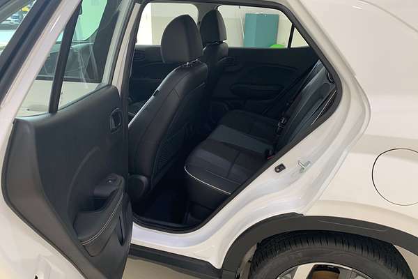 2025 Hyundai Venue Active QX.V5