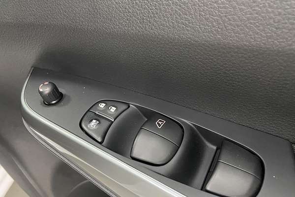 2025 Nissan Navara SL D23 4X4