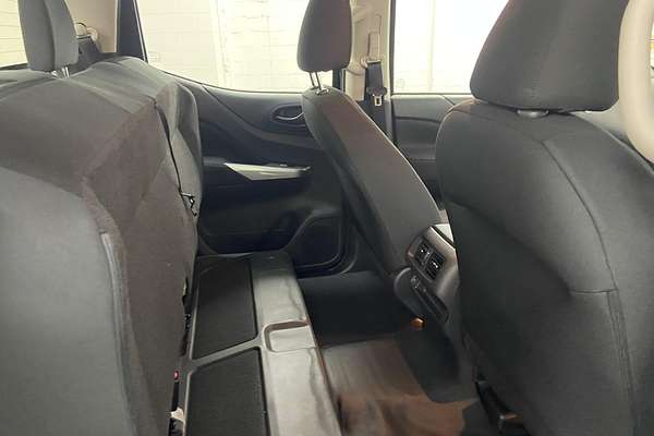 2025 Nissan Navara SL D23 4X4