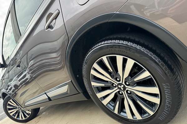 2019 Mitsubishi Outlander ES ADAS ZL