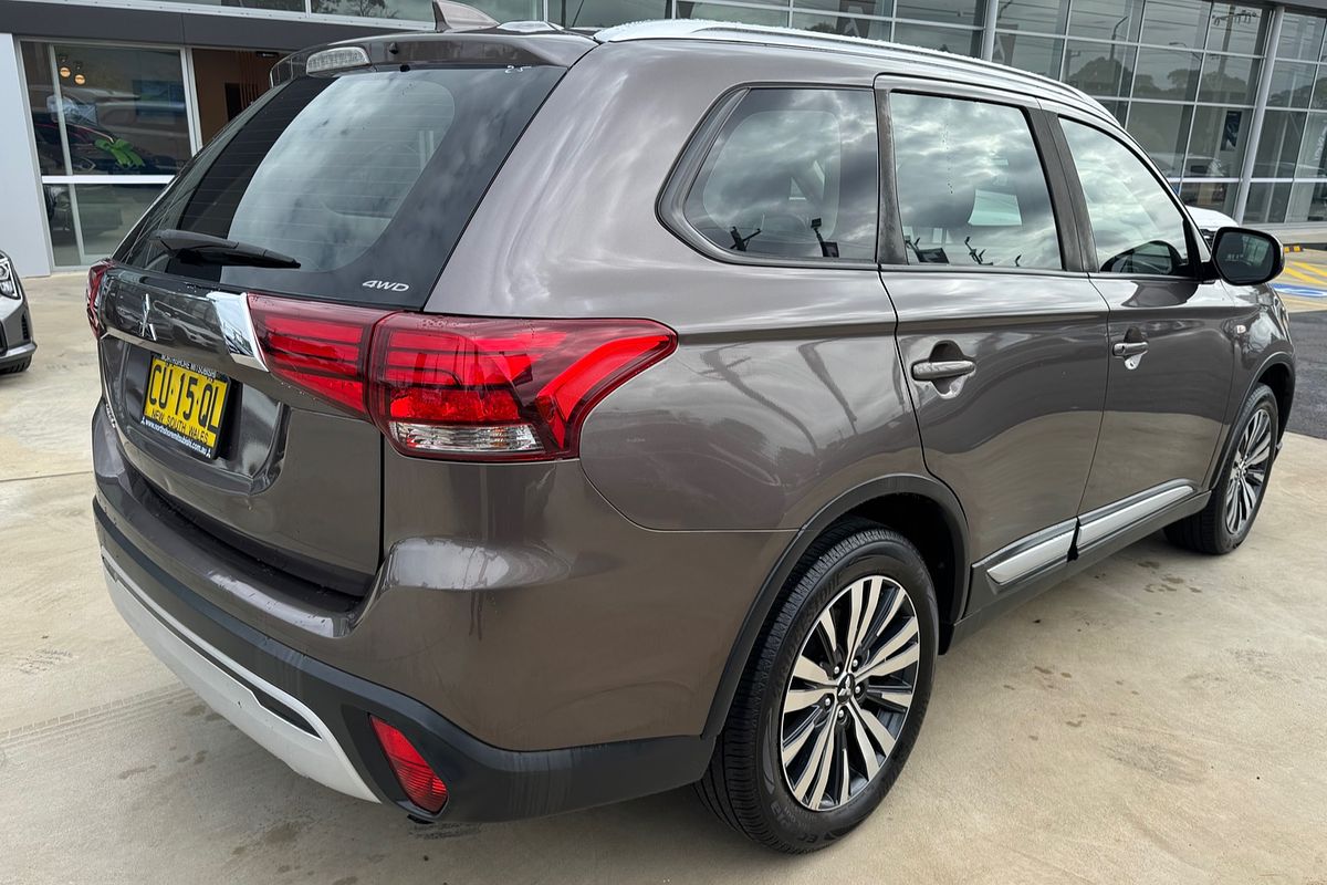 2019 Mitsubishi Outlander ES ADAS ZL