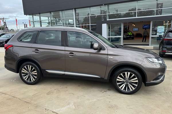 2019 Mitsubishi Outlander ES ADAS ZL