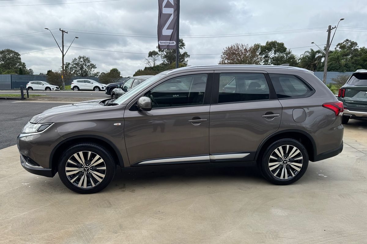 2019 Mitsubishi Outlander ES ADAS ZL