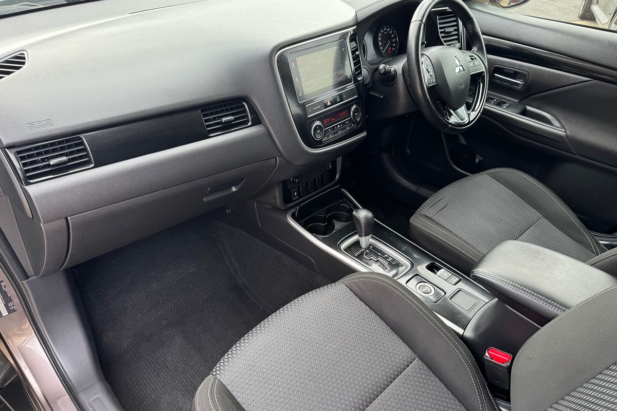 2019 Mitsubishi Outlander ES ADAS ZL