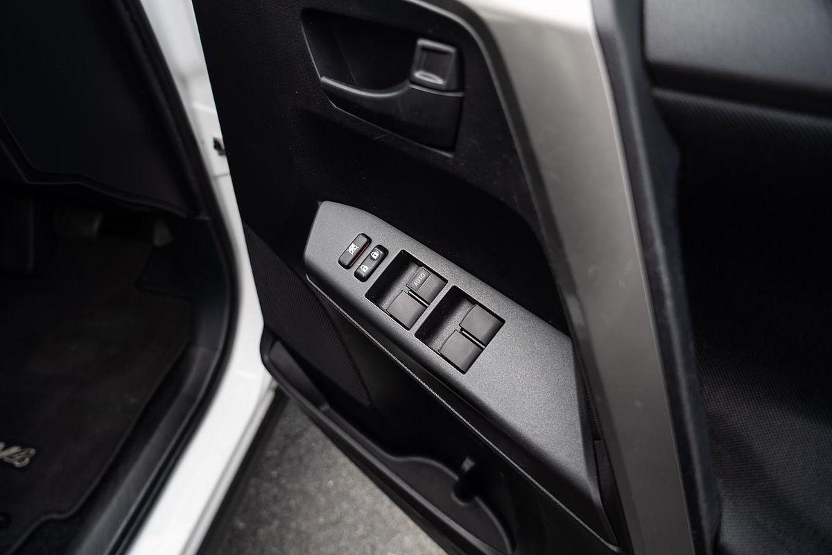 2018 Toyota RAV4 GX ZSA42R