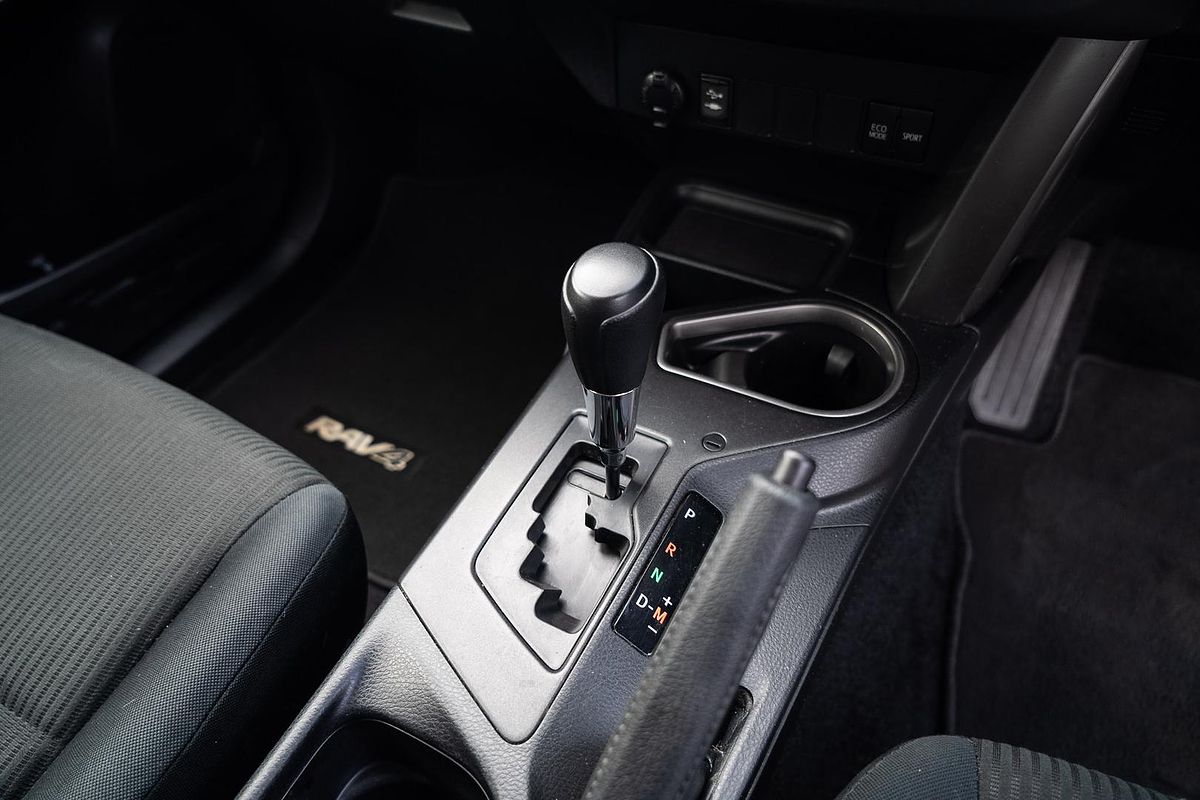 2018 Toyota RAV4 GX ZSA42R