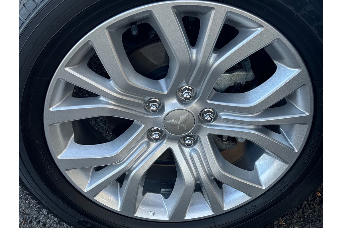 2020 Mitsubishi Outlander ES ZL