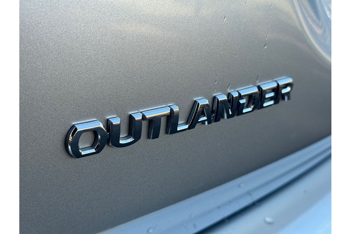 2020 Mitsubishi Outlander ES ZL