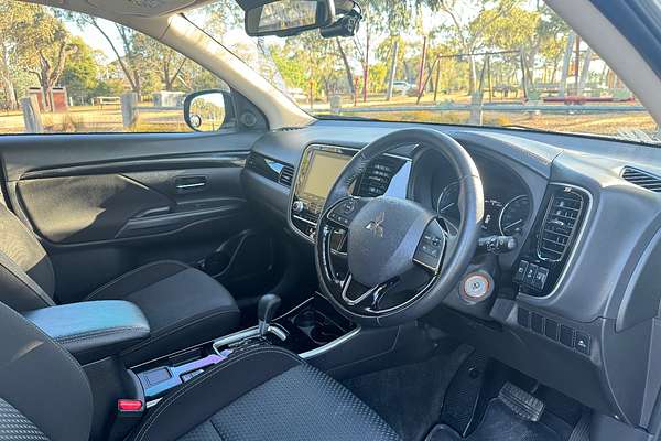 2020 Mitsubishi Outlander ES ZL