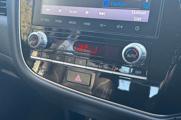 2020 Mitsubishi Outlander ES ZL