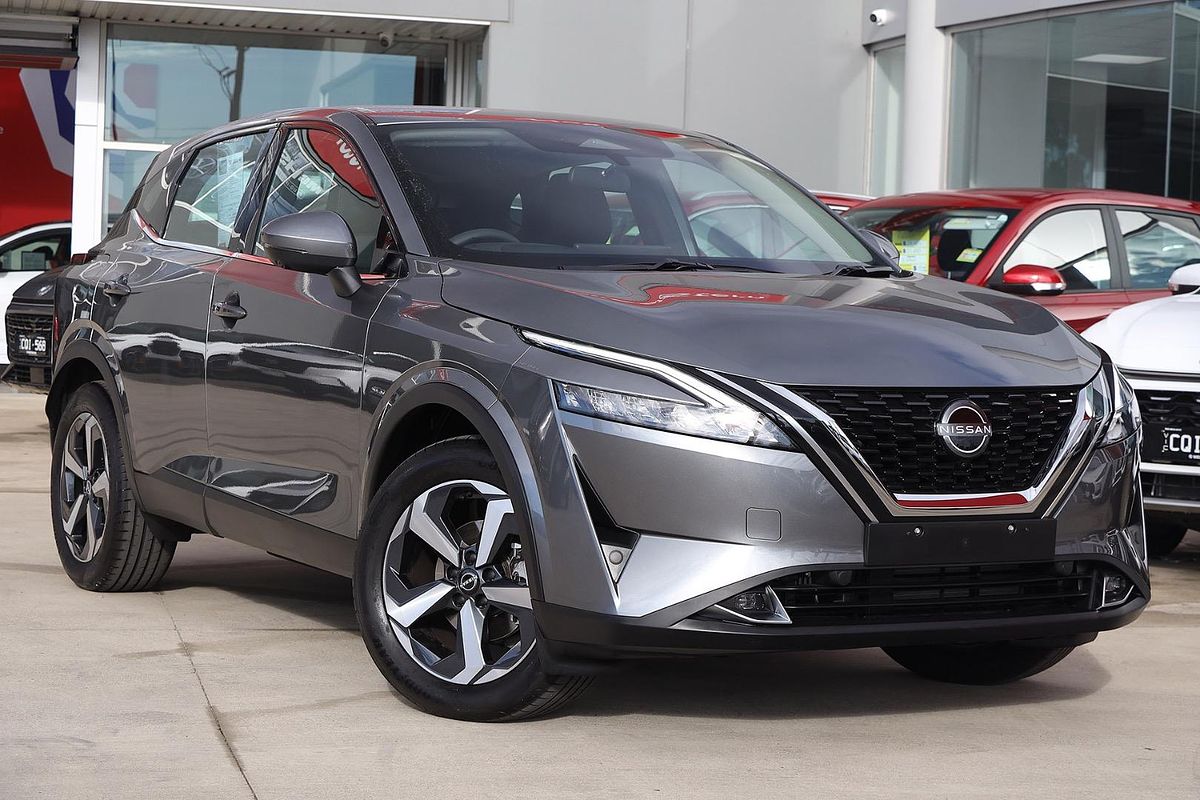 2024 Nissan QASHQAI ST+ J12