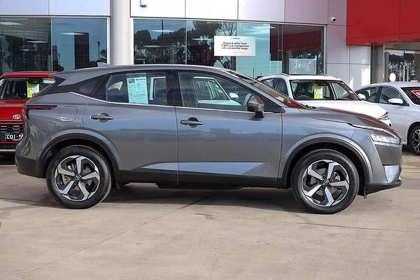 2024 Nissan QASHQAI ST+ J12