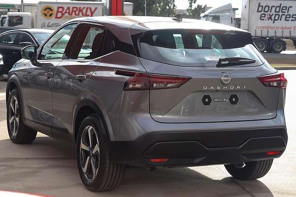 2024 Nissan QASHQAI ST+ J12