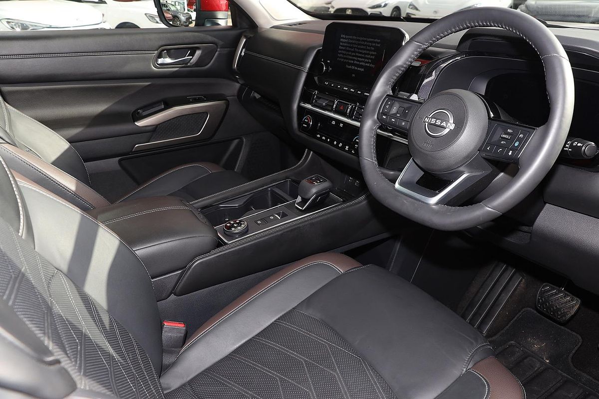 2023 Nissan Pathfinder Ti-L R53