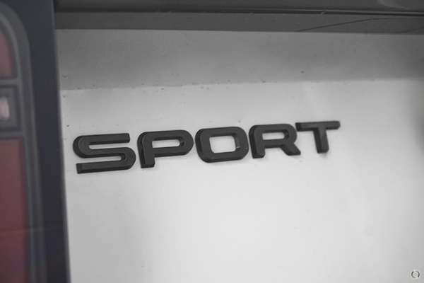 2025 Land Rover Discovery Sport P250 Dynamic SE L550