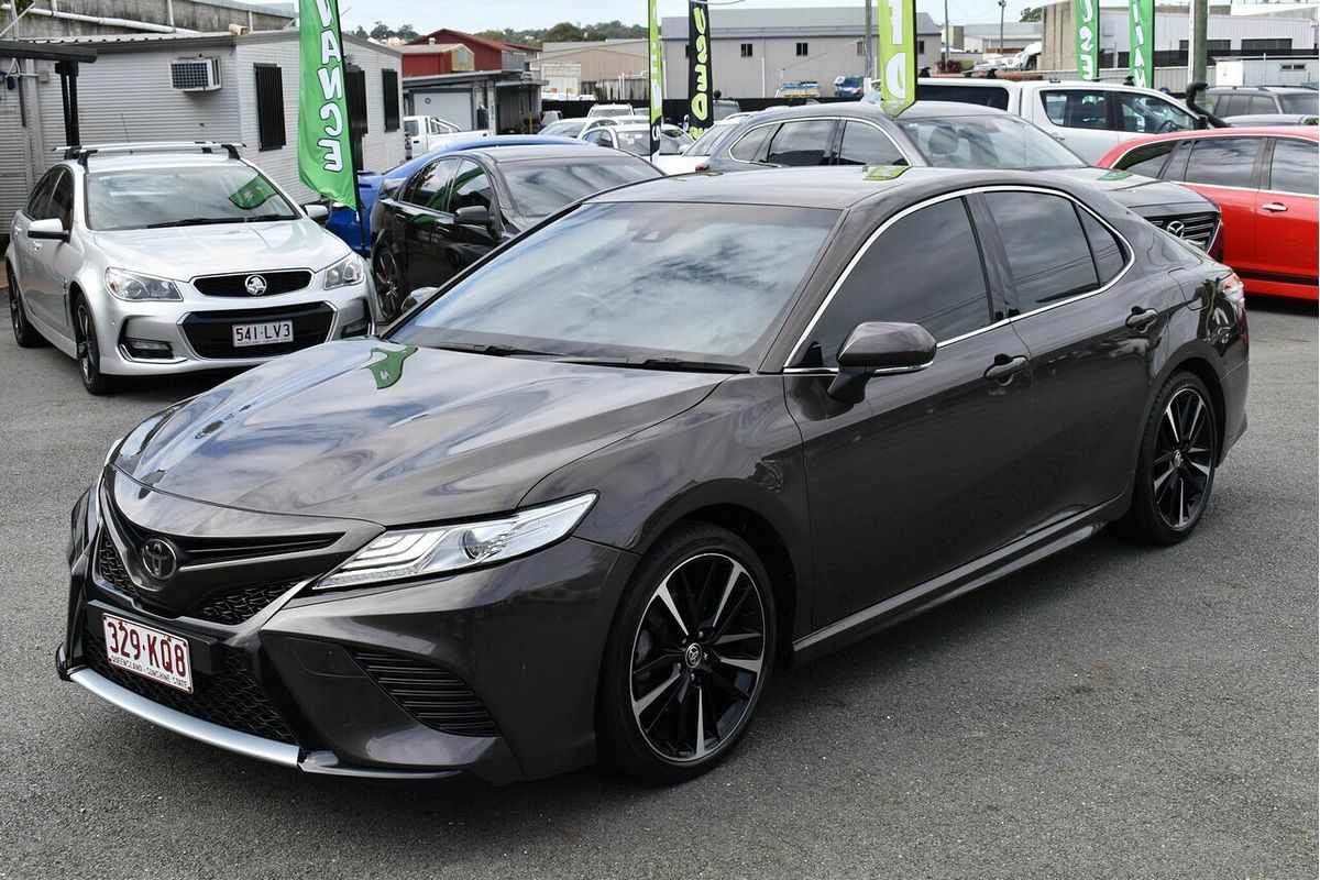 2020 Toyota Camry SX GSV70R