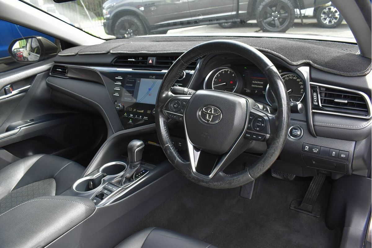 2020 Toyota Camry SX GSV70R